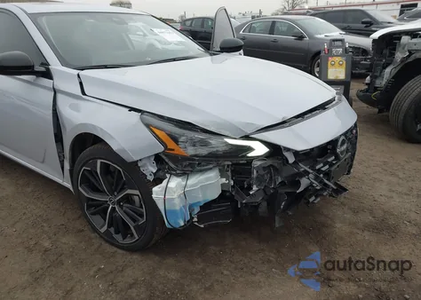 2024 Nissan Altima Sr Intelligent Awd z USA, uszkodzony, nr VIN 1N4BL4CW0RN309769